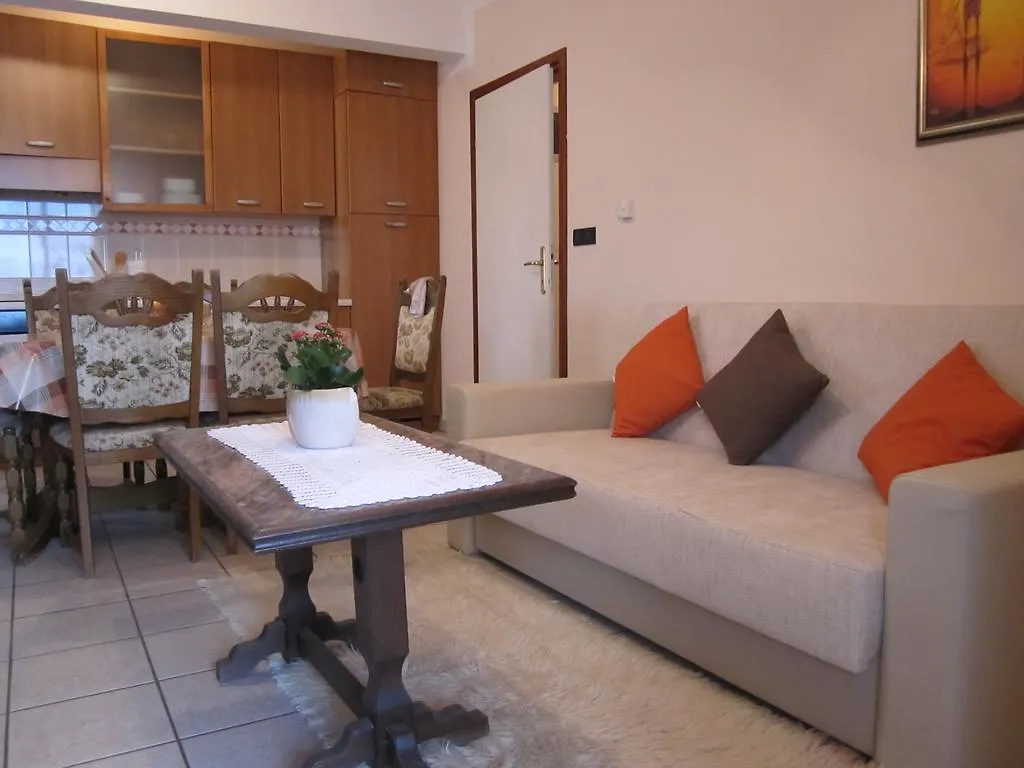 Apartments Mediteraneo Tar-Vabriga