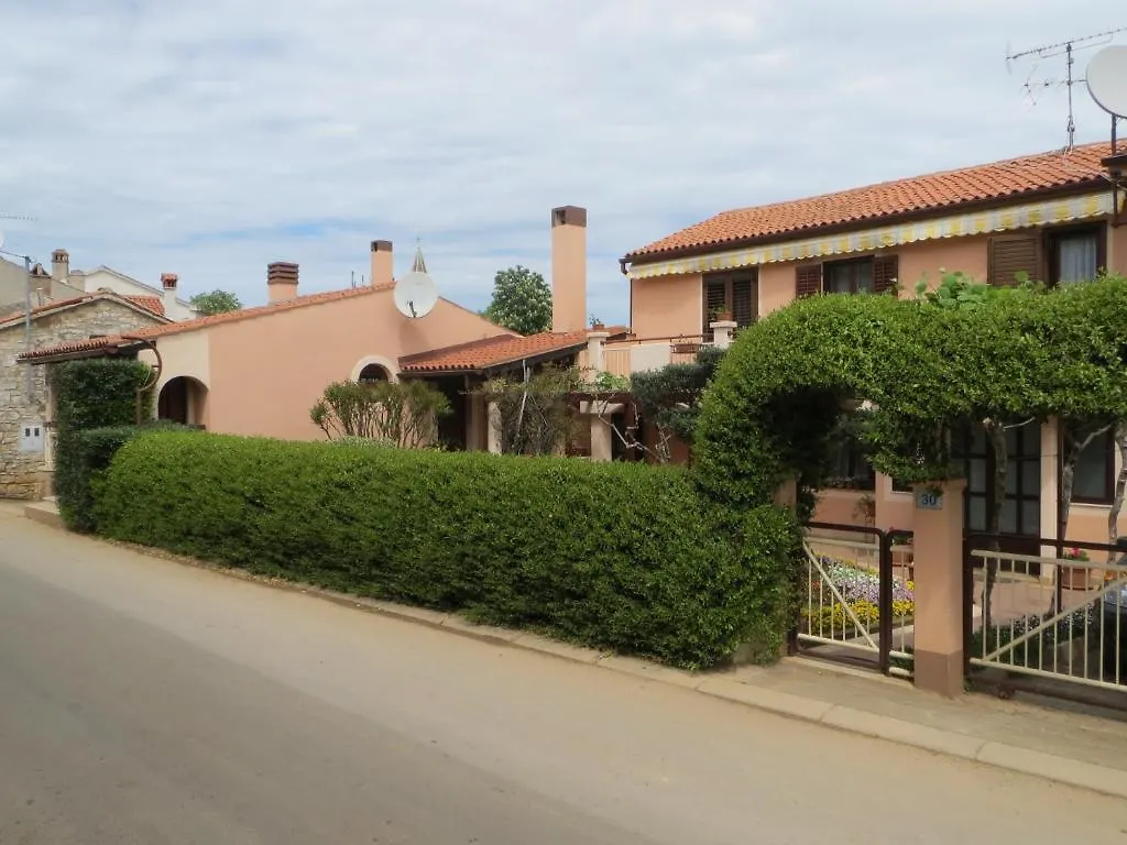 Apartments Mediteraneo Tar-Vabriga